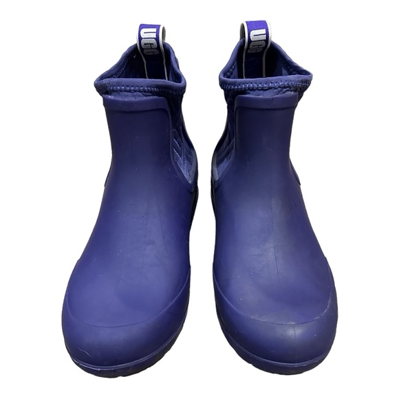 Ugg Rain Boots - “Chevonne” Short Purple - Excellent Condition - Size 5 - Picture 1 of 6